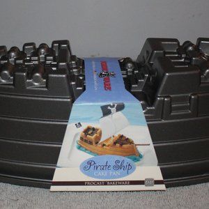 Nordic Ware Pirate Ship Cake Pan Procast Bakeware 10-Cup Capacity